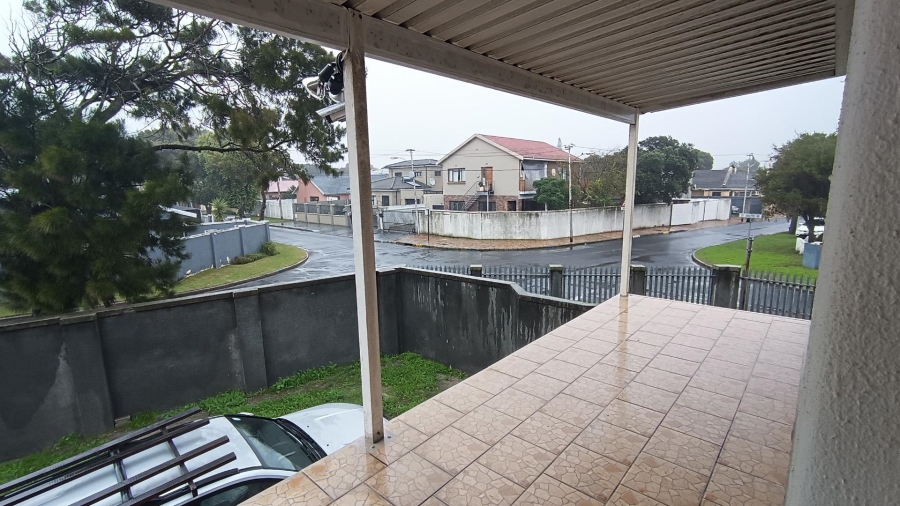 5 Bedroom Property for Sale in Yorkshire Estate Western Cape